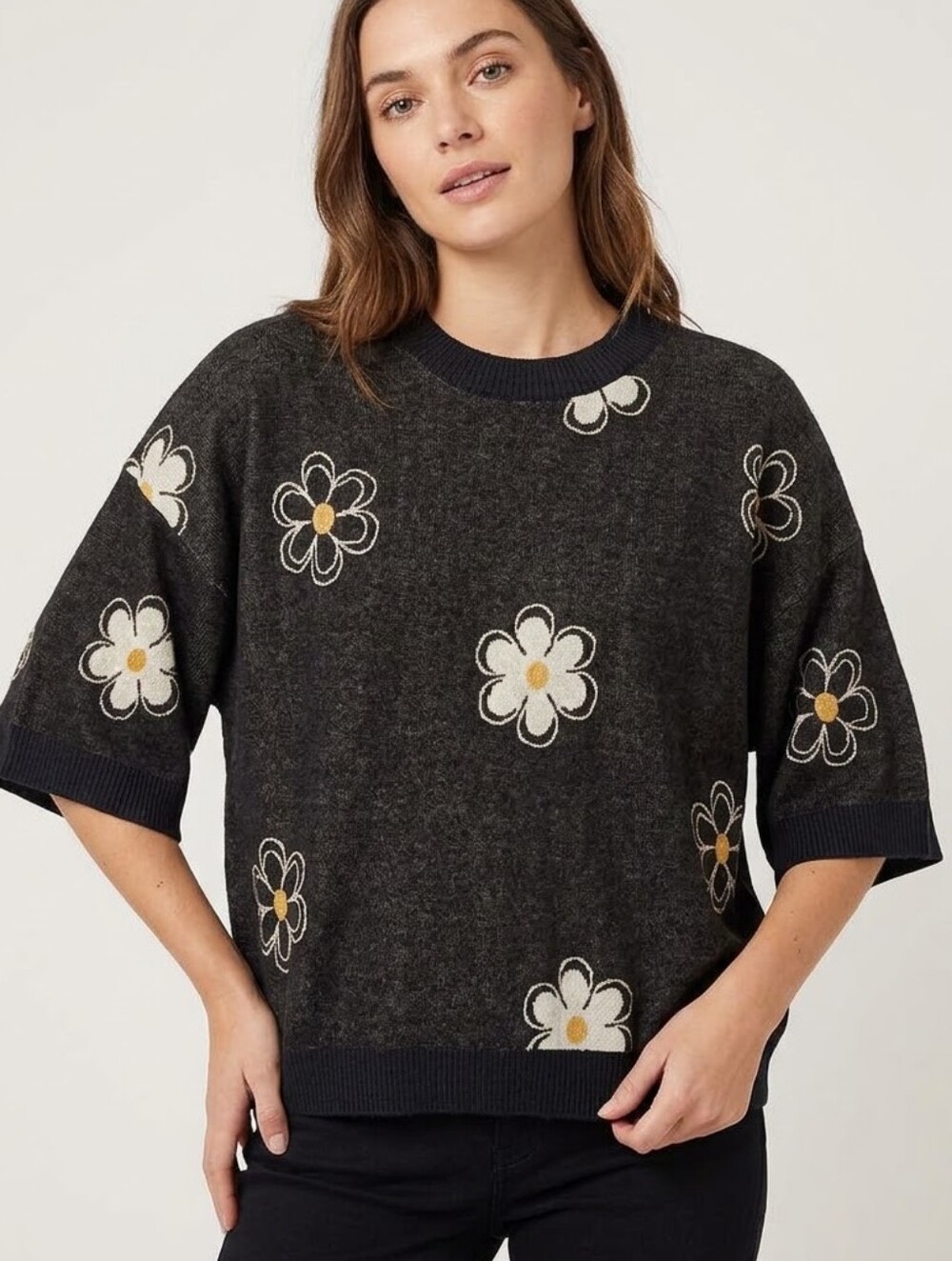 Dokotoo Women's XL Black Floral Daisy Print Knit Sweatshirt Crewneck 100% Cotton
